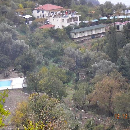 George House Bed & Breakfast Фаралия Екстериор снимка